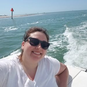 Meet your Posher, Tina